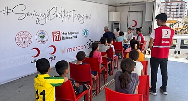 Sevgi ve Sağlık Tırı deprem bölgesinde