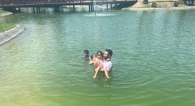 Süs havuzuna giren çocuklar ölümden döndü!