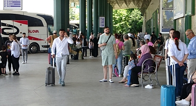 Türkiye aşırı sıcakların etkisinde! Doğuya sıcak göçü!