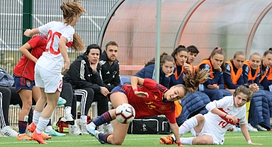 Yaz futbol turizmine TFF katkısı