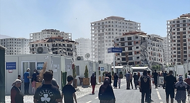 2 bina patlayıcı yardımıyla yıkıldı