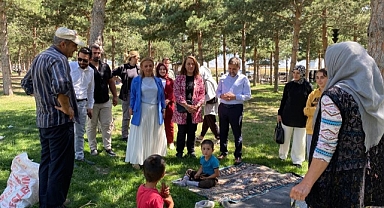AK Parti Erzurum sahada