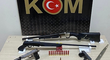 Araçtan cephanelik çıktı!
