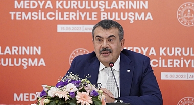 Bakan Tekin'den depremzede öğretmene yanıt