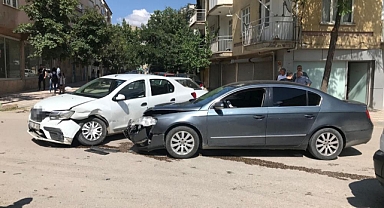 Bir aylık kaza bilançosu: 300 yaralı, 5 ölü