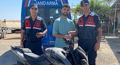 Çalıntı motosikleti satarken yakalandı