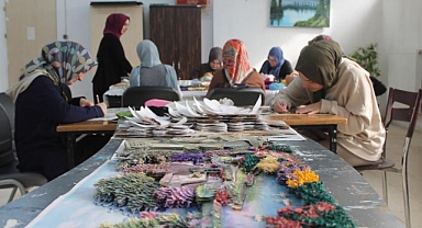 Dar gelirli girişimci kadınlara mikrokredi desteği
