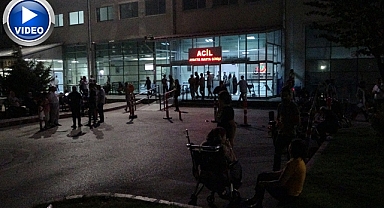 Depremde paniklediler! Acilde deprem yoğunluğu!