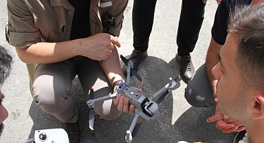 Elektrik hatlarına dronelu bakım