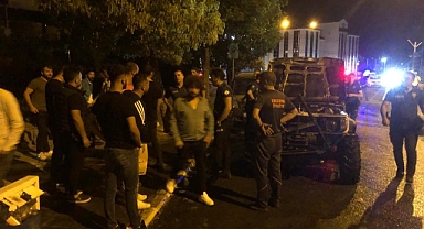 Erzurum'da iki araç çarpıştı! Araçlardan biri alev alev yandı