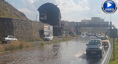 Erzurum'da yağmur sele dönüştü