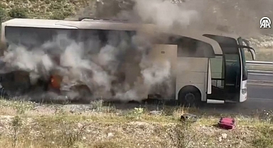 Erzurum'da yolcu otobüsü alev topuna döndü!