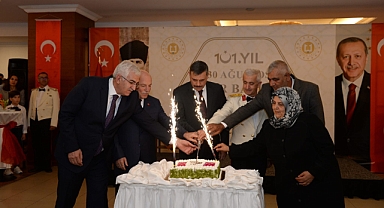 Erzurum'da Zafer resepsiyonu