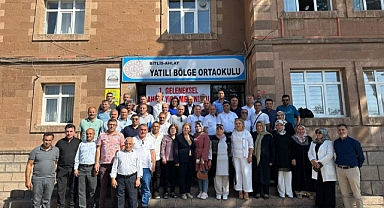 Eski mezunlar 38 yıl sonra buluştu