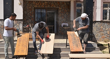 Fedakar öğretmenler iş başında...