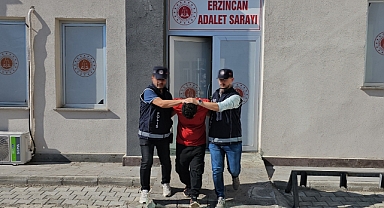 Göçmenleri tır dorsesinde taşıyan sürücü tutuklandı