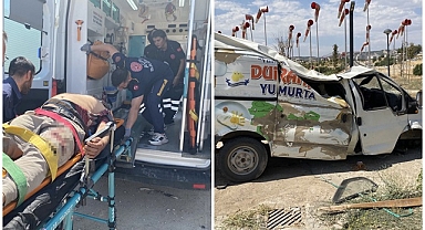 Kontrolden çıkan minibüs takla attı