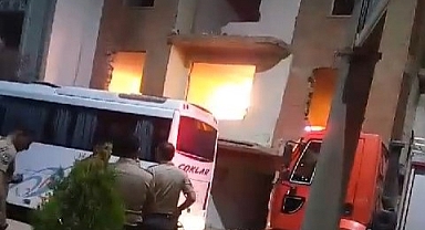 Metruk binada korkutan yangın