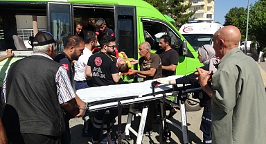 Minibüslerin çarpıştığı kazada can pazarı