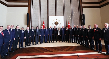 Özakalın’dan Erdoğan’a Erzurum sunumu