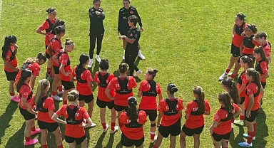 Palandöken'de U19 Kadın Milli ve U17 Kız Milli Takımı kampları sona erdi