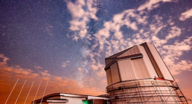 Palandöken'in zirvesinde meteor geçidi