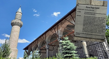 Erzurum'da tarihi hatadan dönüldü