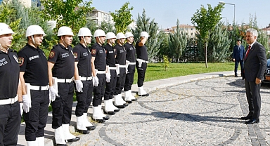 Valiler, 'Bismillah' dedi