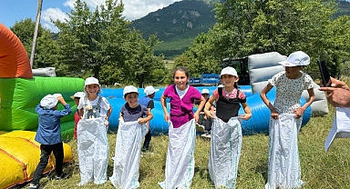 Yayladaki çocuklar unutulmadı! Doyasıya eğlendiler