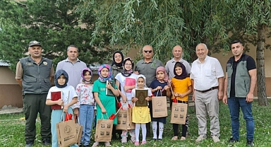 Yaz Kur'an Kursu Öğrencileri Hediyelerle Sevindirildi