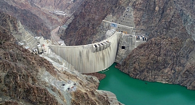 Yusufeli Barajı elektrik üretimi için gün sayıyor