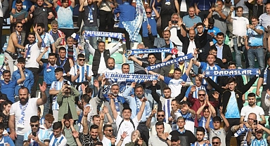10 bin taraftar tribüne!
