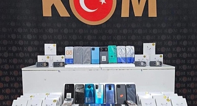 2 işyerine ‘cep telefonu’ operasyonu