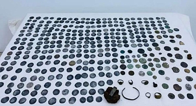 362 adet sikke ve 2 adet göktaşı ele geçirildi