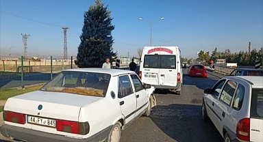 4 aracın karıştığı kazada yürekler ağza geldi!