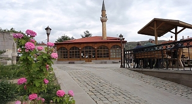 5,5 asırdır ezan sesi yükseliyor