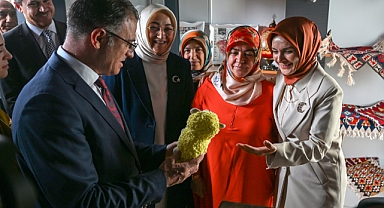 Aile ve Sosyal Hizmetler Bakanı Göktaş, 'Yaptıklarımızı çok iyi anlatmamız lazım'
