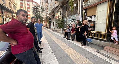 Binadaki 'hasar' karmaşası, ortalığı karıştırdı