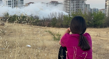 Bir yıl önce almışlardı! Evlerinin yıkımını gözyaşları içinde izlediler