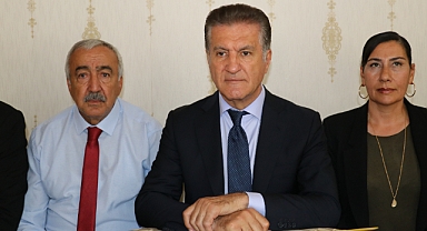 CHP Milletvekili Sarıgül, partisinin ilçe kongresine katıldı