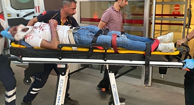 Direksiyon hakimiyetini kaybedince devrildi: Sürücü ağır yaralandı