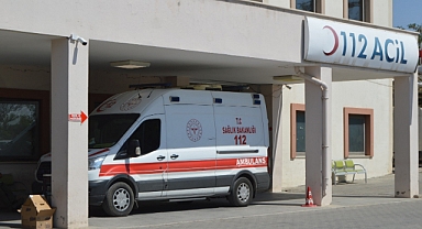 Elektrik sayaçlarını okumak isterken akıma kapıldı