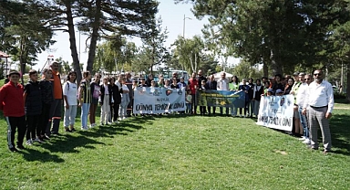 Erzurum'da gençlerden takdirlik davranış