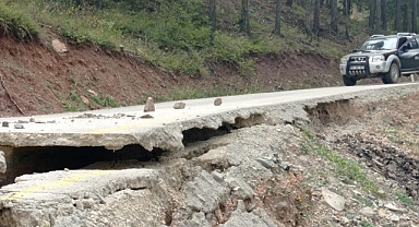 Erzurum'daki o yol sürücülerin kabusu oldu!