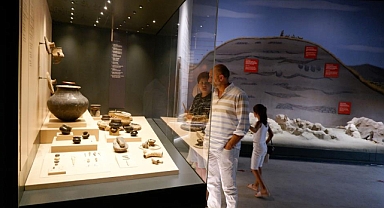 Erzurum Müzesi ziyaretçilerini büyülüyor