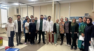Hemşirelere yenidoğan muayenesi eğitimi
