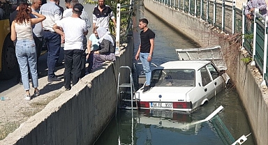Kontrolden çıkıp sulama kanalına uçtular!