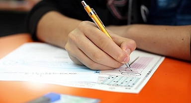 Merakla bekleniyordu! Bursluluk Sınavı sonuçları açıklandı 