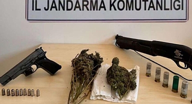 Narkoterör operasyonlarında uyuşturucu ve silahlar ele geçirildi