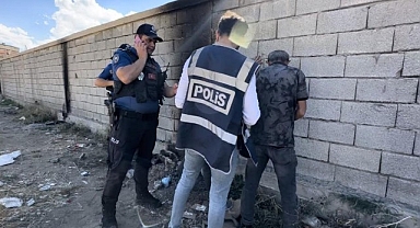 O mekanlara baskın! Bir bir yıktılar...